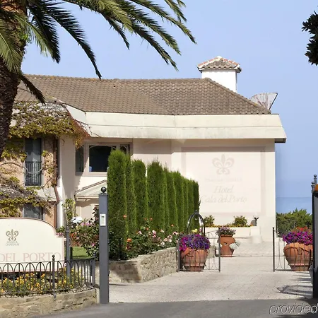 Hotel Cala Del Porto