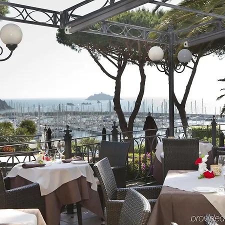 Cala Del Porto Hotel 5*